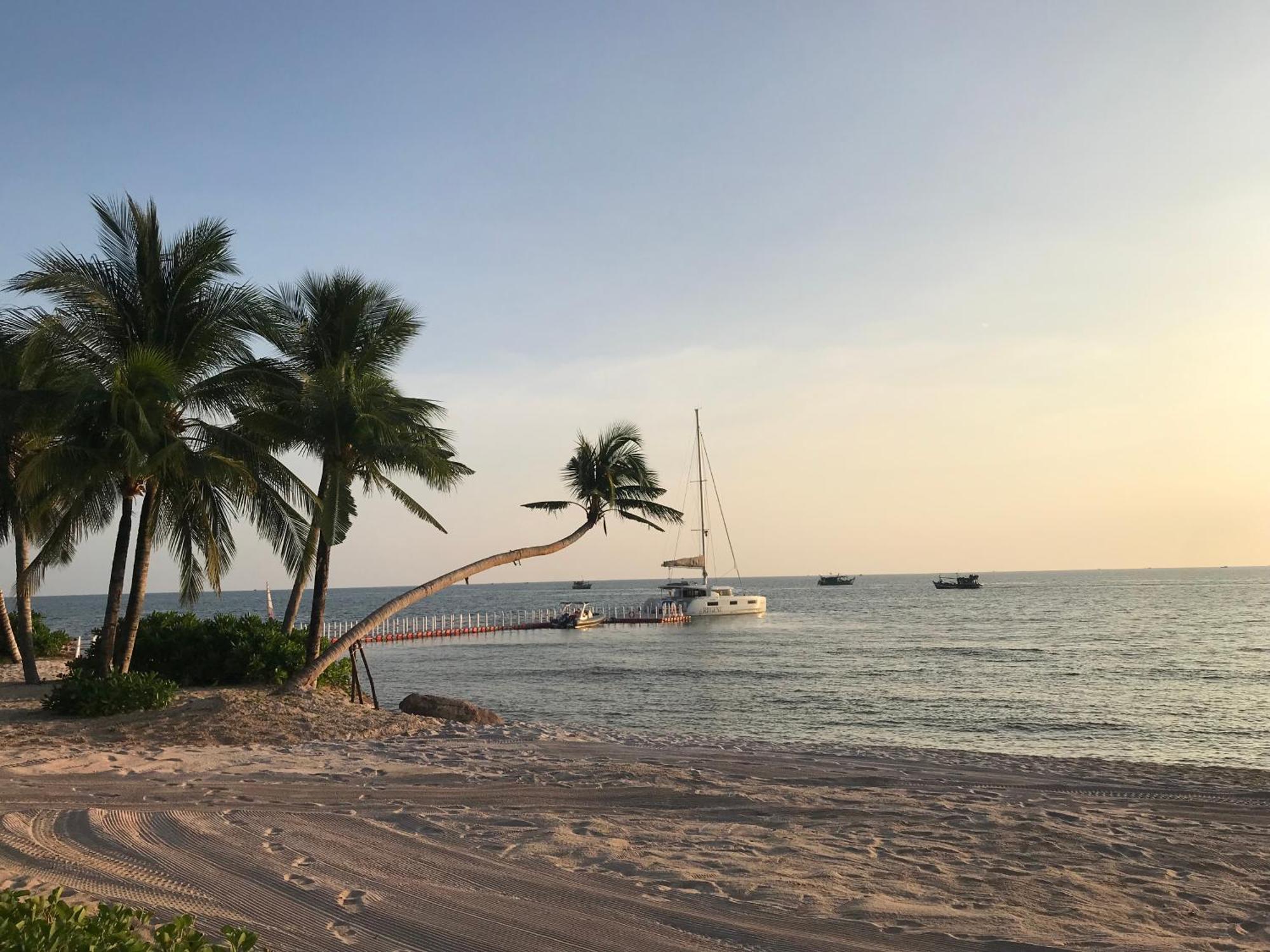Kalia Hotel Phu Quoc Exterior photo